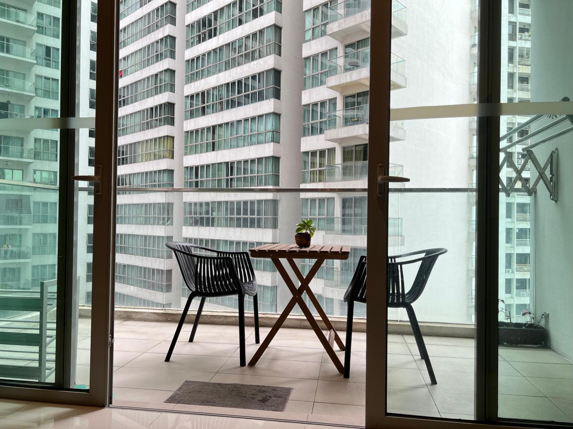 Regalia Suites 424 Kuala Lumpur Exterior photo