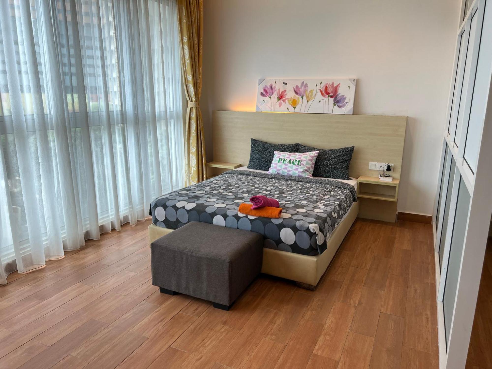 Regalia Suites 424 Kuala Lumpur Exterior photo