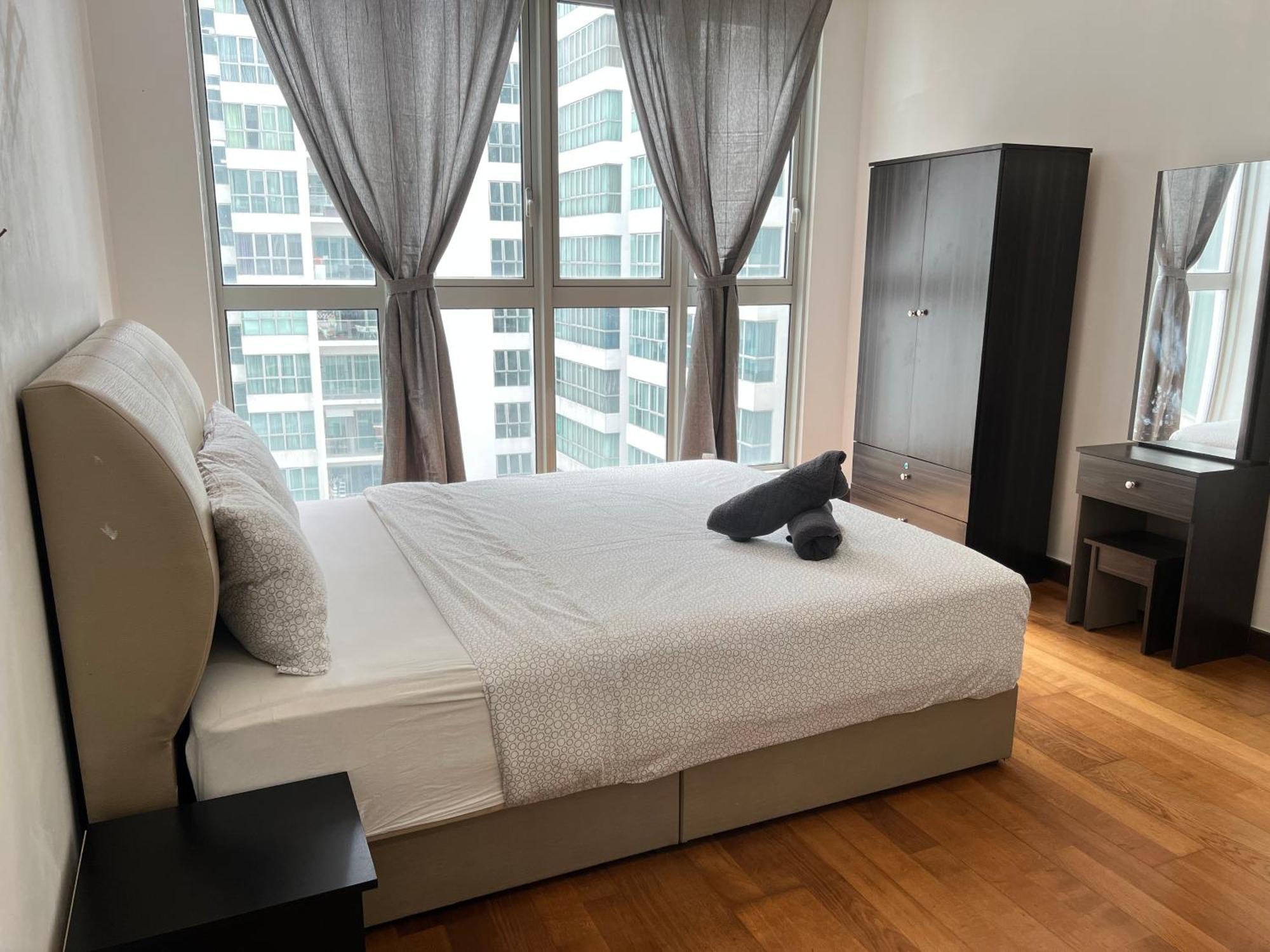 Regalia Suites 424 Kuala Lumpur Exterior photo