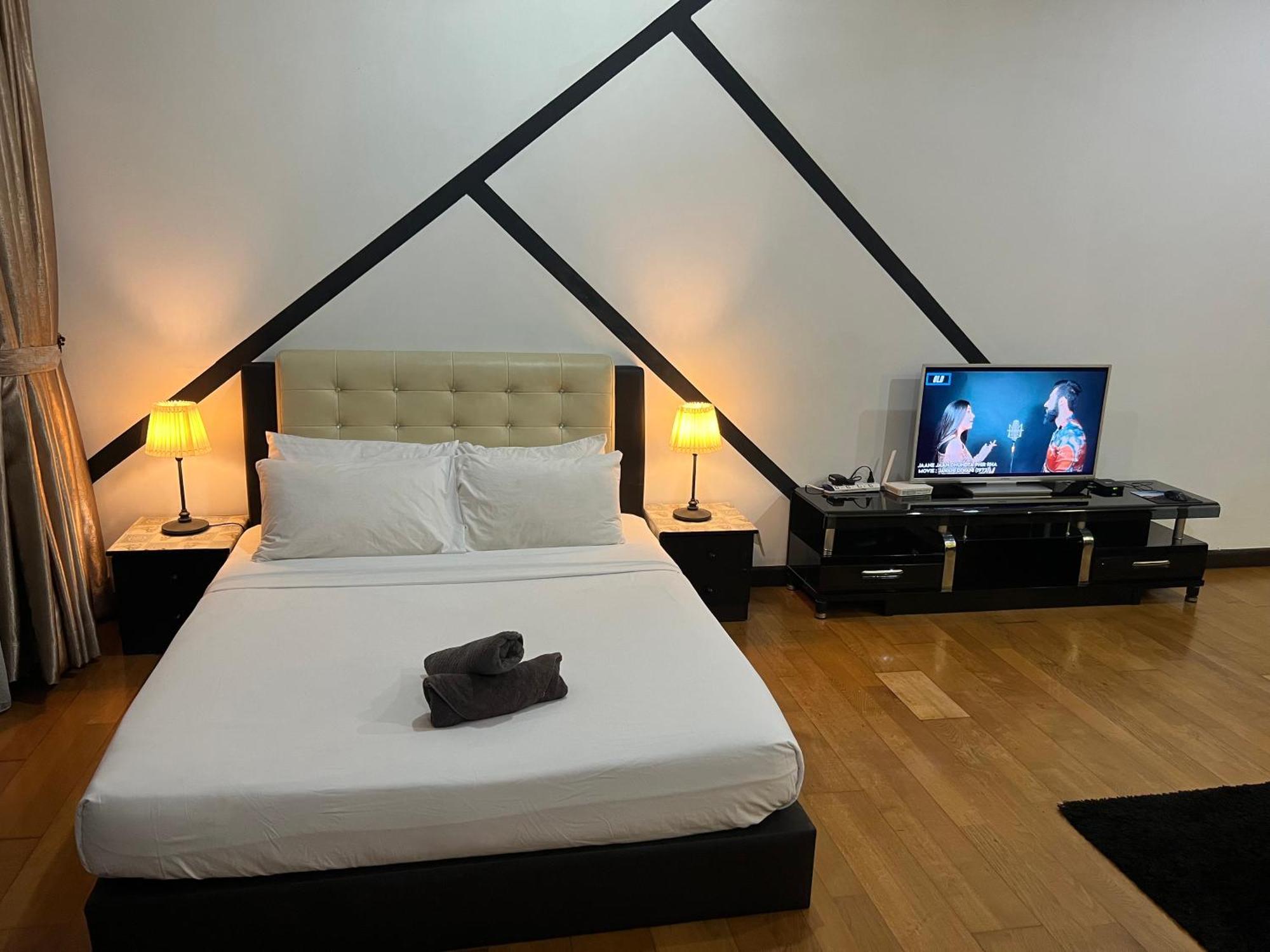 Regalia Suites 424 Kuala Lumpur Exterior photo